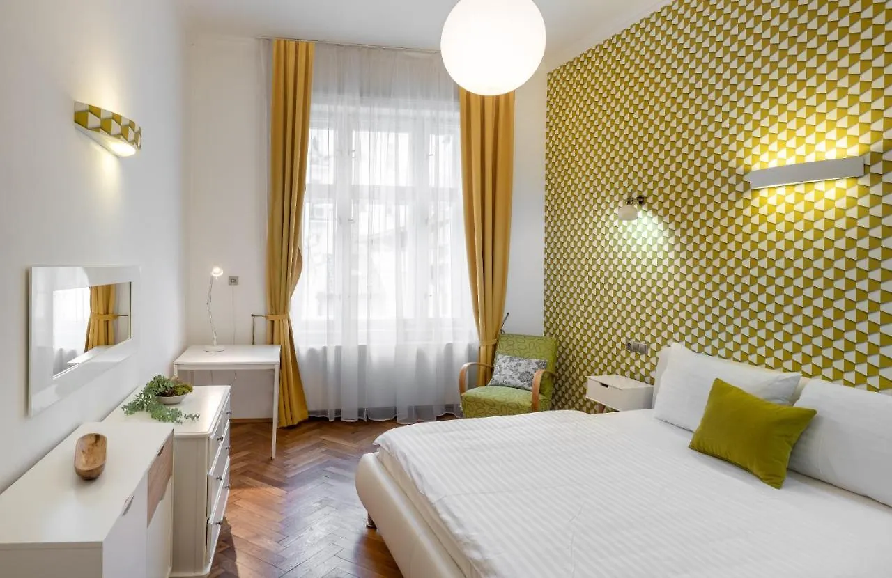 Mordecai 12 Apartments By Adrez Prag