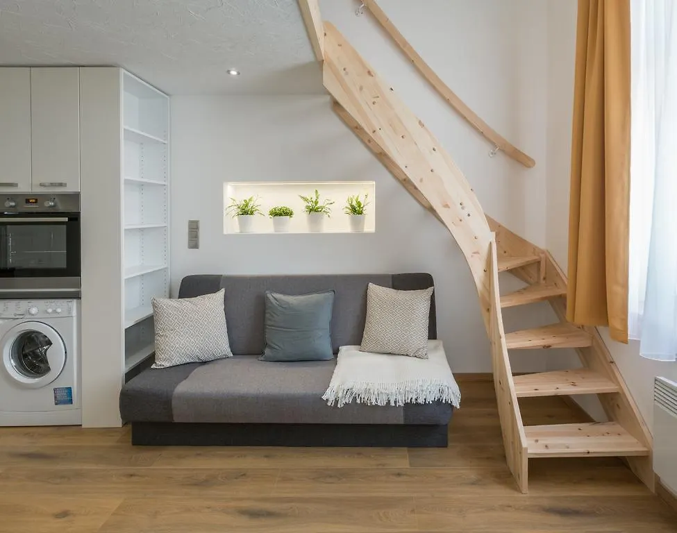 Mordecai 12 Apartments By Adrez Prag