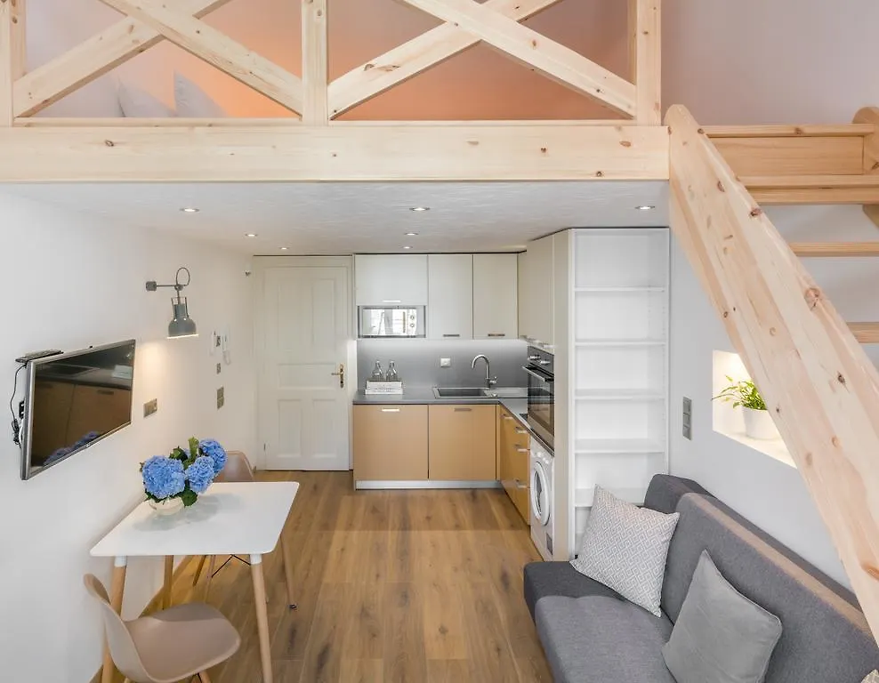 Mordecai 12 Apartments By Adrez Prag