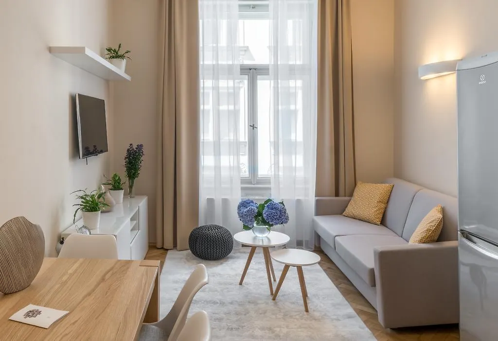 Mordecai 12 Apartments By Adrez Prag
