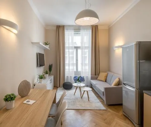 Mordecai 12 Apartments By Adrez Prag