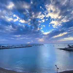 https://la-jaca.in-canary-islands.com